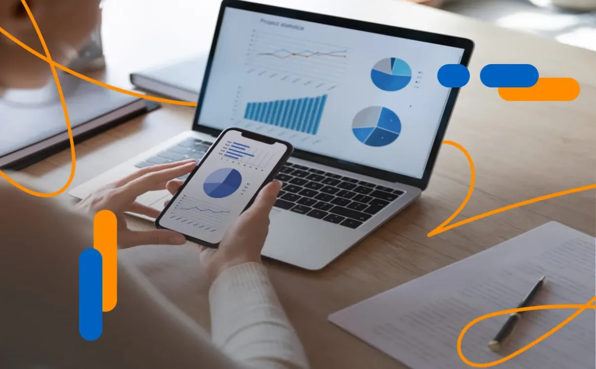Un ejecutivo viendo datos optimizados de su ciclo de ventas gracias a la firma digital